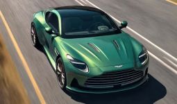 Pemenang Lelang Amal Dapat Aston Martin DB12 Terbaru dengan Fitur Spesial - JPNN.com