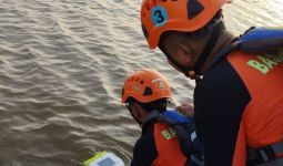 ABK Asal Myanmar Terjatuh dan Tenggelam di Perairan Tanjung Solok, Basarnas Jambi Bergerak - JPNN.com