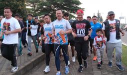 Lari Pagi Bersama Ribuan Warga Bogor, Ganjar: Ayo Olahraga agar Badan dan Pikiran Sehat - JPNN.com