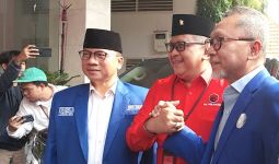 Zulhas Bersama Pengurus PAN Merapat ke DPP PDIP, Hasto Ucapkan Selamat Datang - JPNN.com