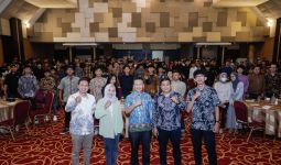 Ganjar Ada di Posisi Teratas dalam Jajak Pendapat Forum Alumni Muda - JPNN.com