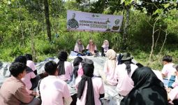 Kampanyekan Ekofeminisme, Sukarelawan Ganjar Ajak Perempuan Peduli Lingkungan - JPNN.com