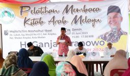 TGS Ganjar Gandeng Majelis Taklim Untuk Lestarikan Aksara Arab Melayu - JPNN.com