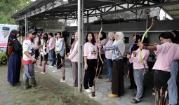 Lewat Pelatihan Memanah, Sukarelawan Srikandi Sumsel Kenalkan Ganjar Pranowo - JPNN.com