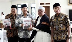 KH. Sofyan Yahya Sebut Prabowo Subianto Sosok yang Paling Ikhlas untuk Rakyat - JPNN.com