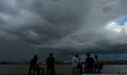 Cuaca Hari Ini, BMKG Imbau Beberapa Wilayah Mewaspadai Potensi Hujan Lebat - JPNN.com