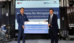 Indonesia Re Salurkan Bantuan Sambil Edukasi Siswa akan Pentingnya Berasuransi - JPNN.com