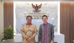 Bertemu CEO TikTok, Menko Airlangga Tegaskan Komitmen Pemerintah Dukung Kemajuan Ekonomi Kreatif - JPNN.com
