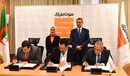 Pertamina Tandatangani Kontrak Baru dengan Sonatrach dan Repsol di Aljazair - JPNN.com
