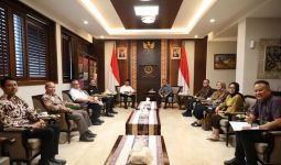 Soal Kepastian Libur Iduladha Menjadi 2 Hari, Menteri Anas: Masih Menunggu Arahan Presiden Jokowi - JPNN.com