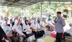 TGS Ganjar Cegah Stunting Melalui Pendekatan Islami kepada Kaum Ibu - JPNN.com