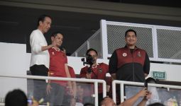Saat Menpora Dito Dampingi Presiden Jokowi Menonton FIFA Matchday Indonesia vs Argentina - JPNN.com