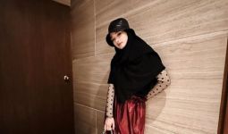 Inara Rusli: Apa Saja, yang Penting Halal - JPNN.com