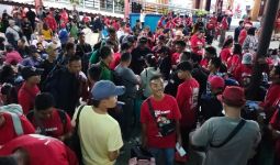 Penuh Sukacita dan Disiplin, 1.200 Kader PDIP Kalbar Semarakkan Peringatan BBK - JPNN.com