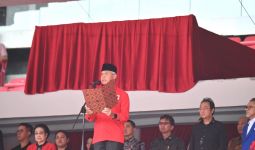 Ganjar Pranowo Baca Dedication of Life Bung Karno, Menteri Yaqut Panjatkan Doa - JPNN.com