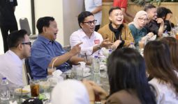 Prabowo, Anak Muda, dan Nasi Padang - JPNN.com