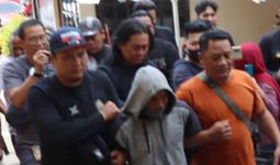Dukun Biadab, Anak Kandung Diperkosa Berulang Kali, Korban Melahirkan 7 Bayi - JPNN.com