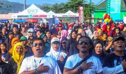 Ribuan Warga Ungaran Ikuti Jalan Sehat dari Sukarelawan Ganjaran Buruh - JPNN.com