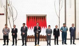 Tinggalkan Indonesia, Jokowi Bertolak ke 2 Negara Ini, Lihat Siapa yang Mendampingi - JPNN.com
