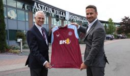 Aston Villa Ajak Sponsor Baru Melakukan Misi Amal - JPNN.com