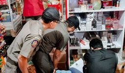 Bea Cukai Kembali Gelar Operasi Gempur Rokok Ilegal di 3 Wilayah Ini, Lihat Hasilnya! - JPNN.com