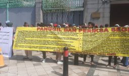 Massa Berdemonstrasi di Depan Kedubes China, Tuntut Hal Ini ke Pemerintah Tiongkok - JPNN.com
