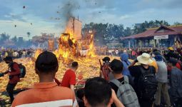 Festival Bakar Tongkang di Bagansiapiapi Rohil Meriah dan Aman - JPNN.com