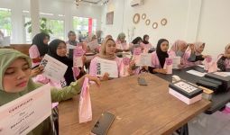 Sukarelawan di Jambi Perkenalkan Sosok Ganjar Lewat Pelatihan Kecantikan - JPNN.com