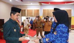 260 Tenaga Fungsional Guru di Selayar Terima SK PPPK, Wabup Saiful Arif Berpesan Begini - JPNN.com