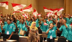 Pesan Khofifah kepada 155 Siswa Papua Sekolah di SMA/SMK Jatim Lewat Program ADEM - JPNN.com