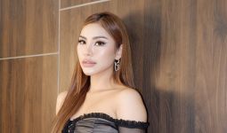 Bisnis Parfum, Model Pricyla Eva Kaget Ada yang Menjiplak Produknya - JPNN.com