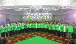 Mardiono Lantik Pengurus DPW PPP Sultra dan Minta Kerja Efektif Jelang Pemilu 2024 - JPNN.com