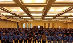 Melantik 965 Guru Honorer jadi PPPK, Imron: Tingkatkan Kemampuan SDM Peserta Didik - JPNN.com