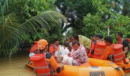 Banjir di Sumatera Barat, 1 Orang Meninggal di Padang Pariaman - JPNN.com