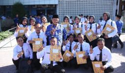 344 Guru di Situbondo Terima SK PPPK, Bupati Karna Suwandi Berpesan Begini - JPNN.com