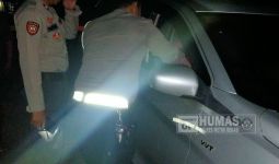 Sopir Taksi Online Ditemukan Tewas Bersimbah Darah di Bekasi, Tak Ada yang Hilang - JPNN.com