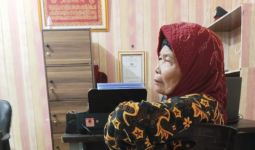 Nenek Ini Dituduh Mencuri Cokelat di Palembang, Begini Kronologinya - JPNN.com