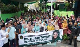 Peringati Tahun Baru Islam, Relawan Sintawati Berbagi dengan Sesama - JPNN.com