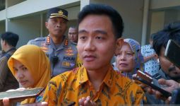 Jokowi Restui Keputusan Gibran, Lalu Berdoa yang Terbaik - JPNN.com