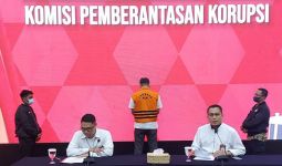 Mantan Anggota DPRD Jambi Ini Dijebloskan ke Rutan KPK - JPNN.com