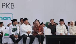 Prabowo Satu-satunya Menteri yang Duduk Bareng Jokowi di Harlah ke-25 PKB - JPNN.com