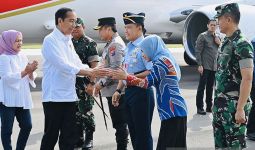 Jokowi Ajak Prabowo dan Erick Thohir Kunjungi PT Pindad, Alasannya Ternyata - JPNN.com