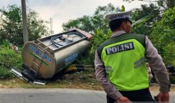 Truk Tangki Tabrak Mobil dan 3 Pemotor di Semarang, 1 Korban Tewas - JPNN.com