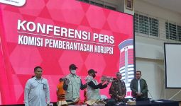 Letkol Afri Utusan Kepala Basarnas Transaksi di Mabes TNI Cilangkap, Ditangkap di Warung Soto - JPNN.com