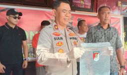 Ketahuan Curi Motor, Sopir Angkot di Palembang Dihajar Massa  - JPNN.com