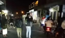 Brutal! Gerombolan Geng Motor Bacok Pedagang di Sukabumi, Ini Kata Polisi - JPNN.com