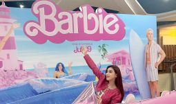 Duh, Cantiknya Hani Indrayanti Bergaya Ala Barbie, Lihat Nih - JPNN.com