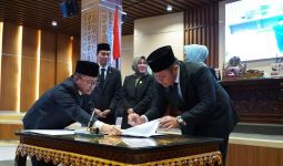 Sah, Gubernur dan Pimpinan DPRD Sumsel Teken Nota Kesepakatan Perubahan KUA-PPAS 2023 - JPNN.com