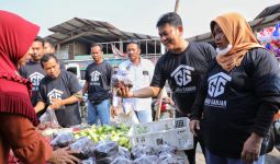 Gardu Ganjar Bersama Pedagang Berbagi Sayur hingga Deklarasi Dukungan di Pasar Cikande - JPNN.com