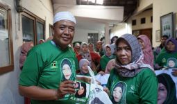 Kokohkan Basis Dukungan, Relawan Sintawati Berbagi Berkah untuk Warga Jaksel - JPNN.com